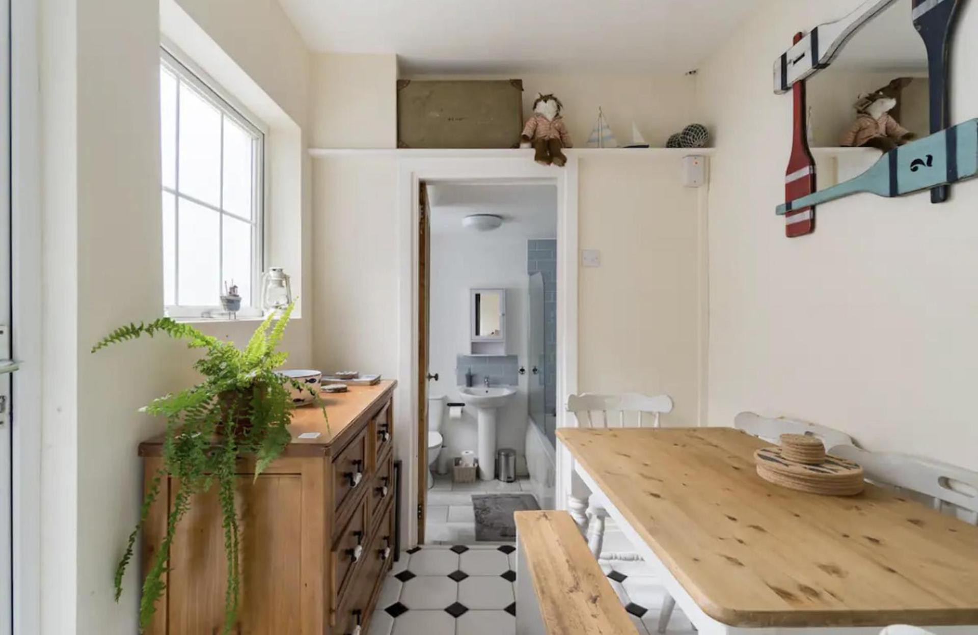 Beautiful Sea Front Cottage In The Ocean City 普里茅斯 外观 照片